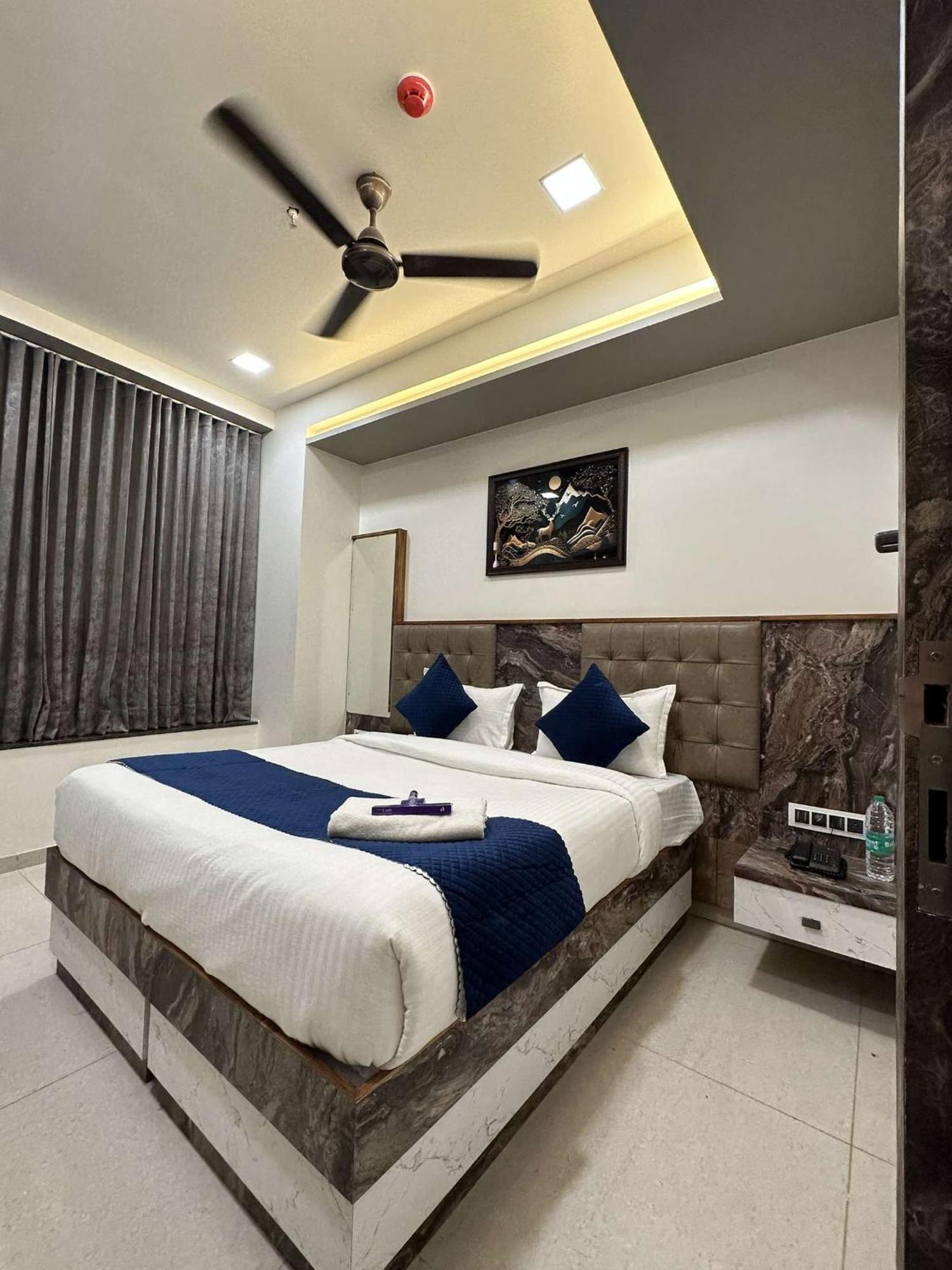 Hotel E Classico Bhavnagar Exterior photo